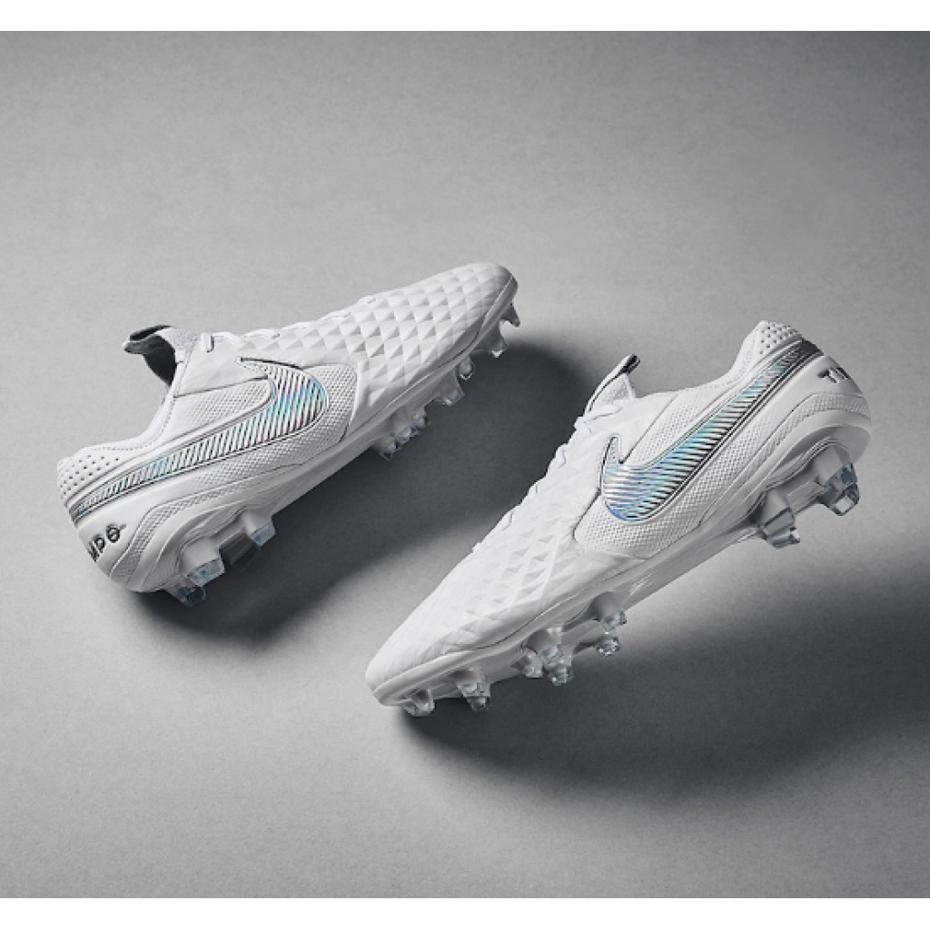 Nike Tiempo Legend 8 Elite FG AT5293 100